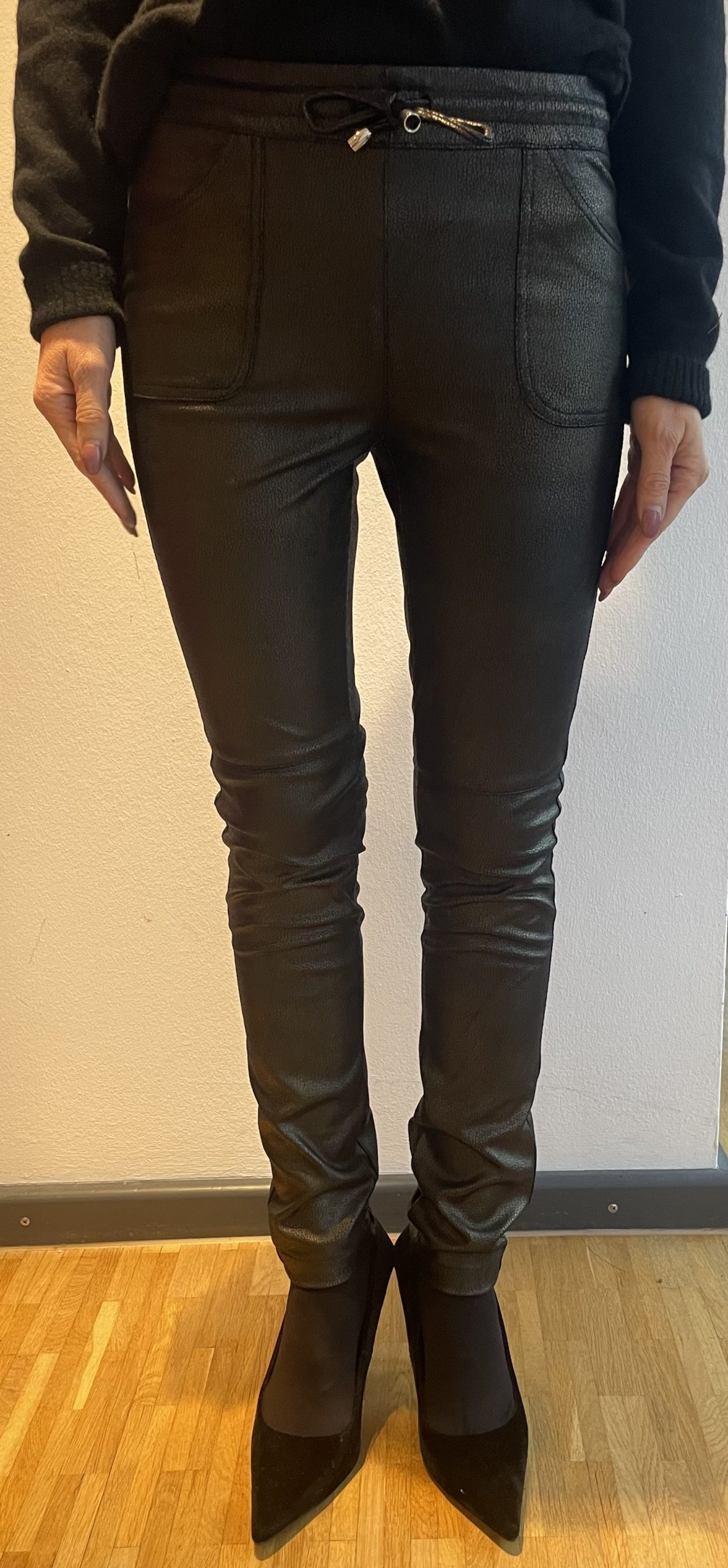 Joggpants NAJAC Art. 2674 B schwarz – Bild 2