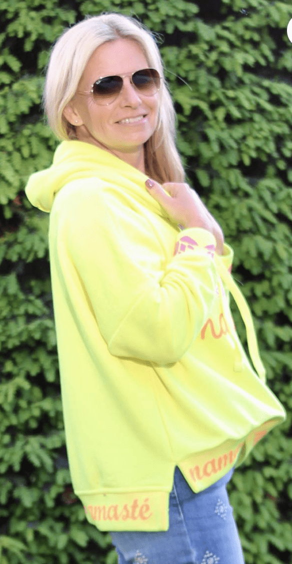 Hoodie Namaste Stone gelb – Bild 2