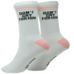 Don´t cry for him Socken weiss rosa