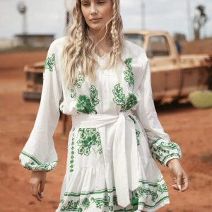 Miss June Anika grün